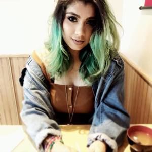 Meet your Posher, Hannah